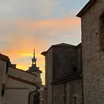 Atico Al Lado Del Ayuntamiento דירה *