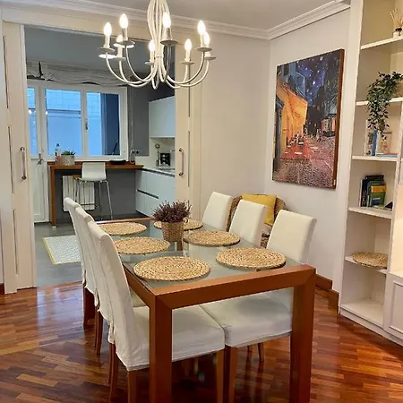 Atico Al Lado Del Ayuntamiento Apartamento Oviedo