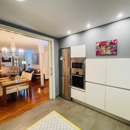 Atico Al Lado Del Ayuntamiento Appartement *