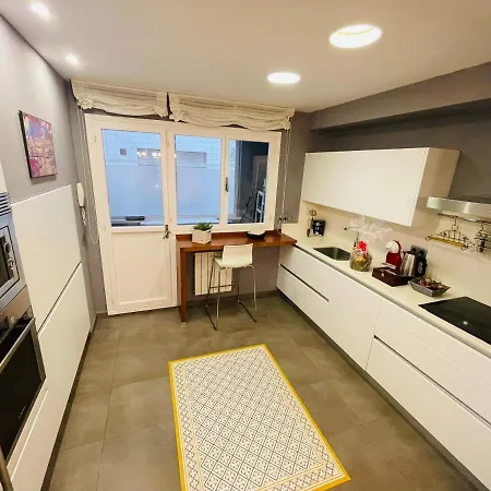 Atico Al Lado Del Ayuntamiento Oviedo