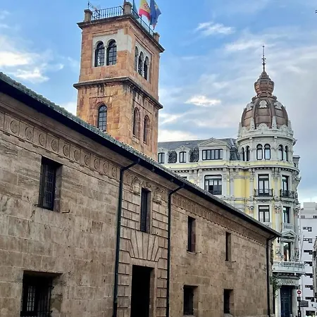 Atico Al Lado Del Ayuntamiento 公寓 *