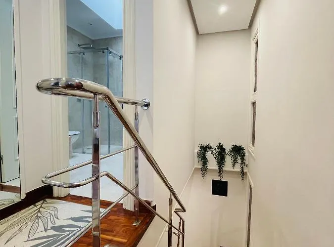 Atico Al Lado Del Ayuntamiento אוביידו