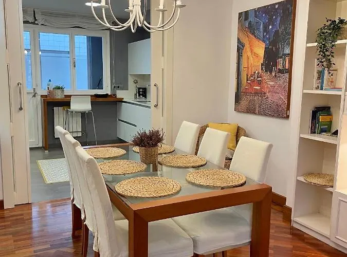 Atico Al Lado Del Ayuntamiento 아파트 오비에도