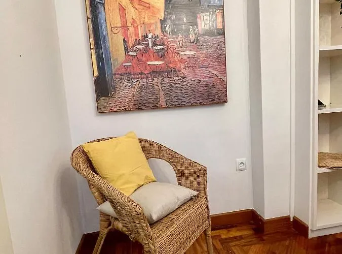 Atico Al Lado Del Ayuntamiento דירה *