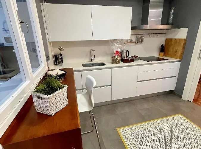 Atico Al Lado Del Ayuntamiento 아파트